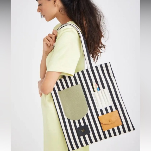 OAD Striped Tote Bag with Multi-Color Pockets. - Picture 12 of 12